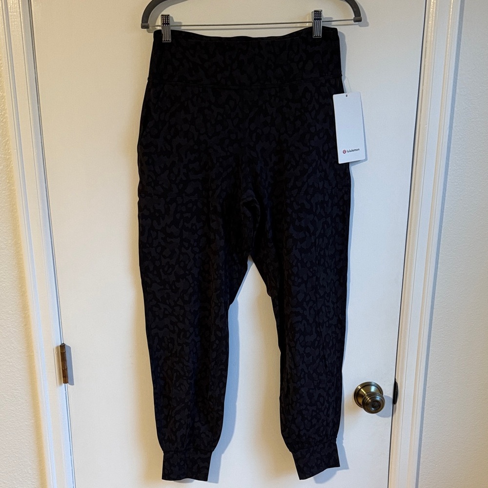 Lululemon Align Joggers, Black camo, Size 10, NWT